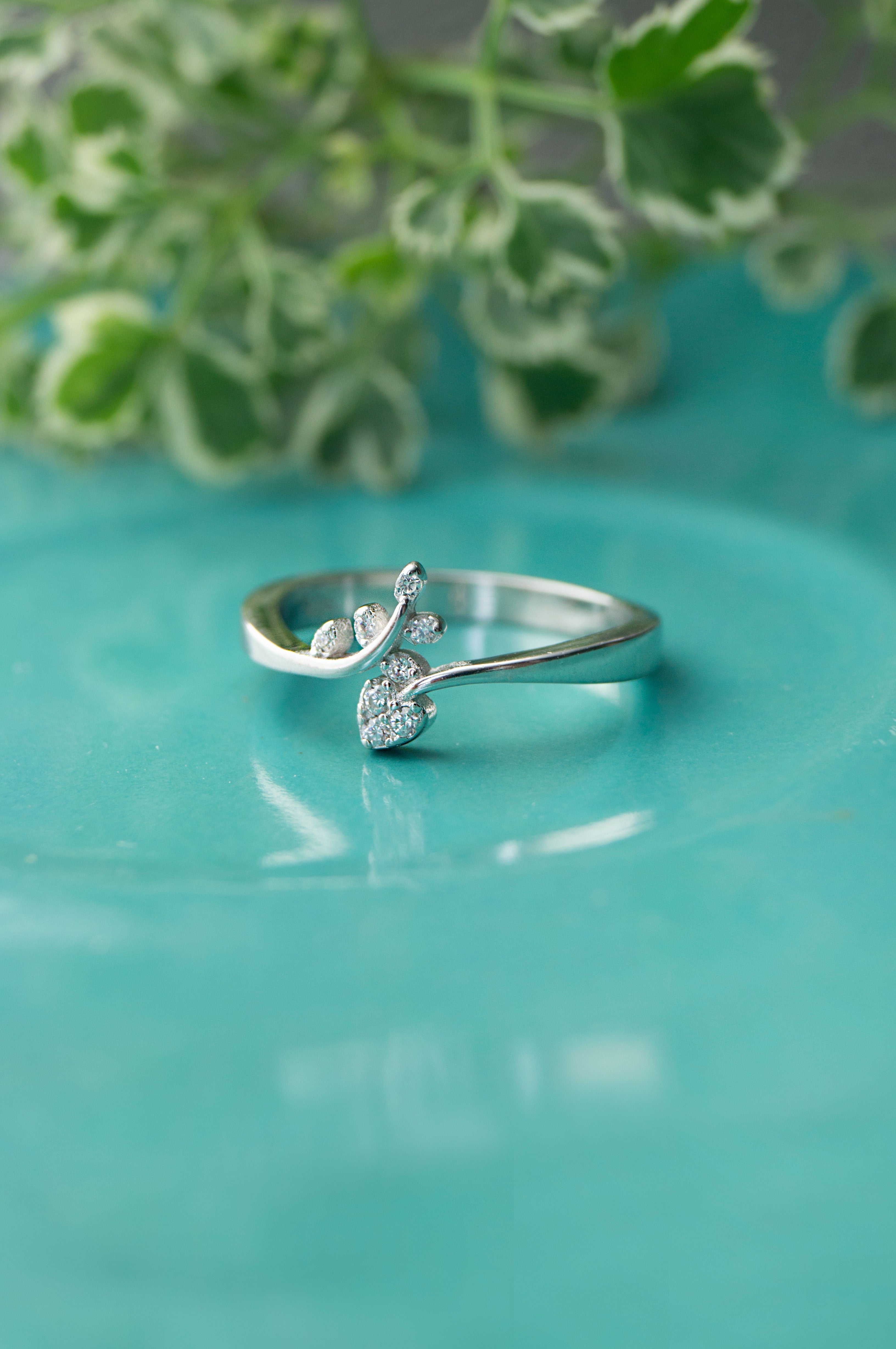 Elegant Silver Ring