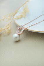 Baguetty Glam With Pearl Rose Gold Plated Sterling Silver Chain Necklace