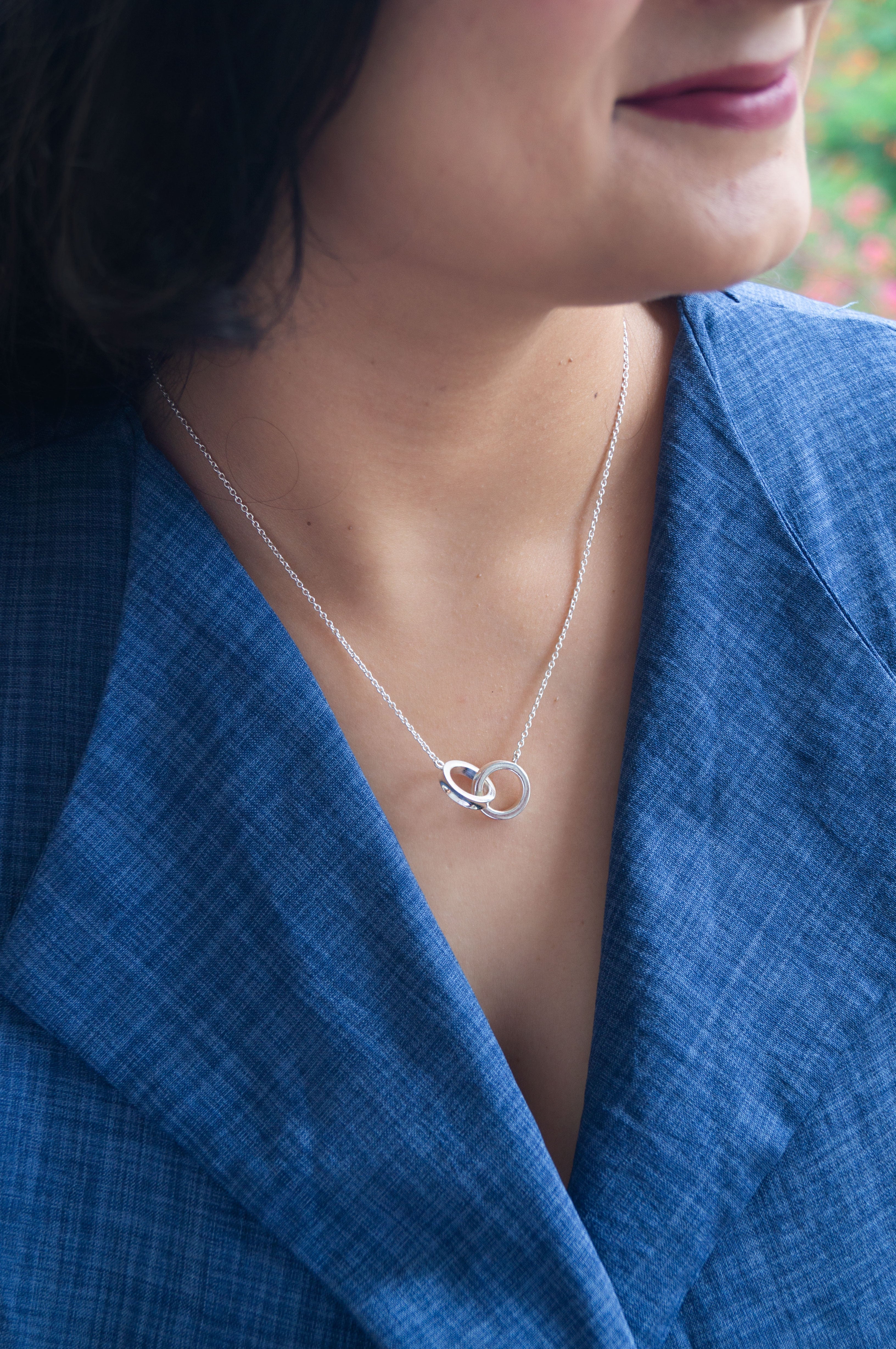 Interlocking circle necklace – N.F.J