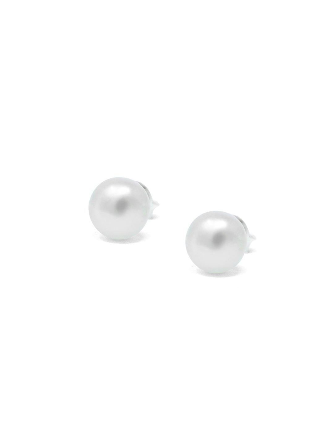 Round White Pearl Stud Earrings, For Party Wear, Size: 18 mm (diameter) at  Rs 210/pair in New Delhi