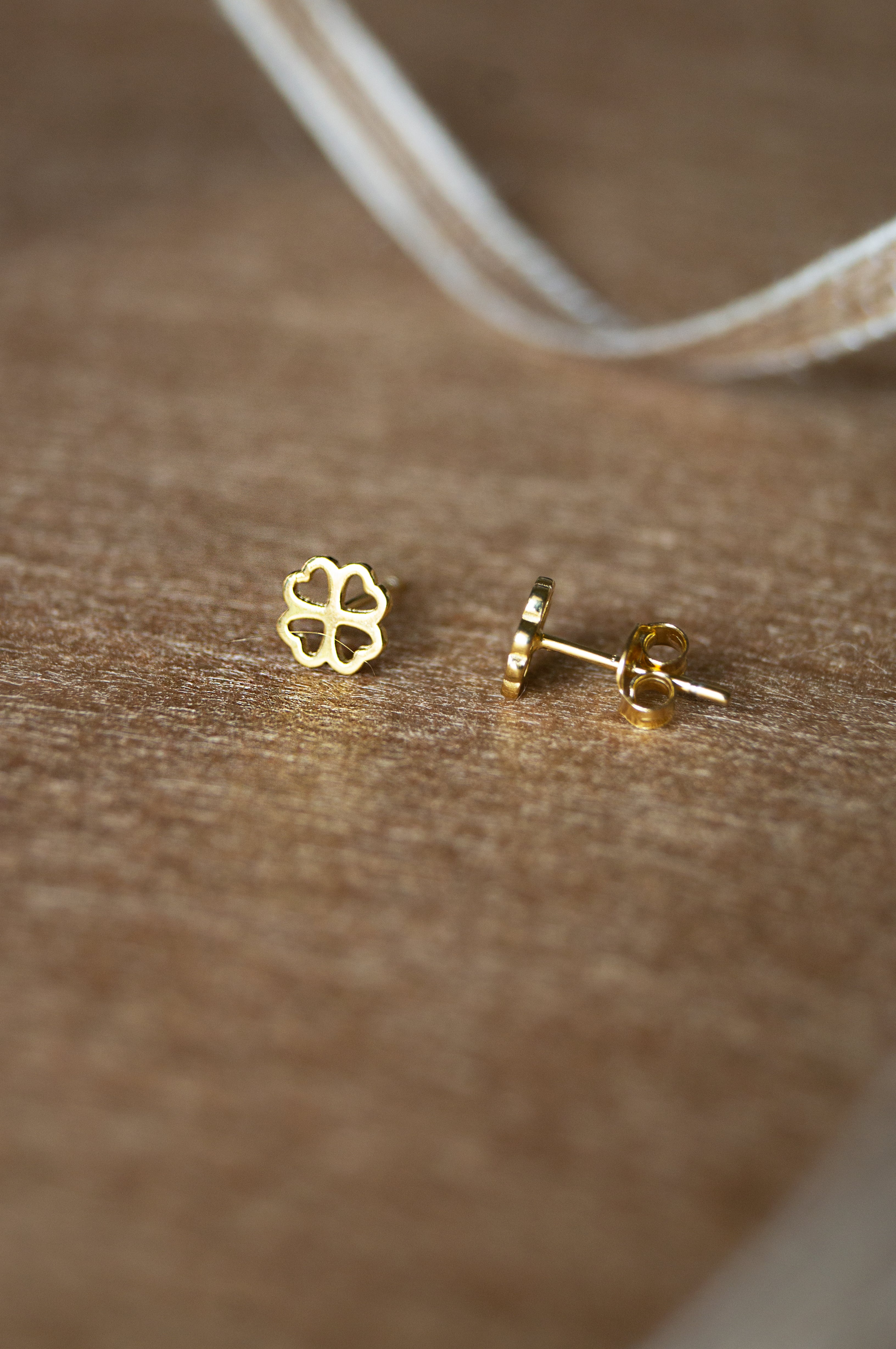 Clover sale gold earrings