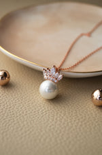 Pearl With A Crown Sterling Silver Pendant With Chain