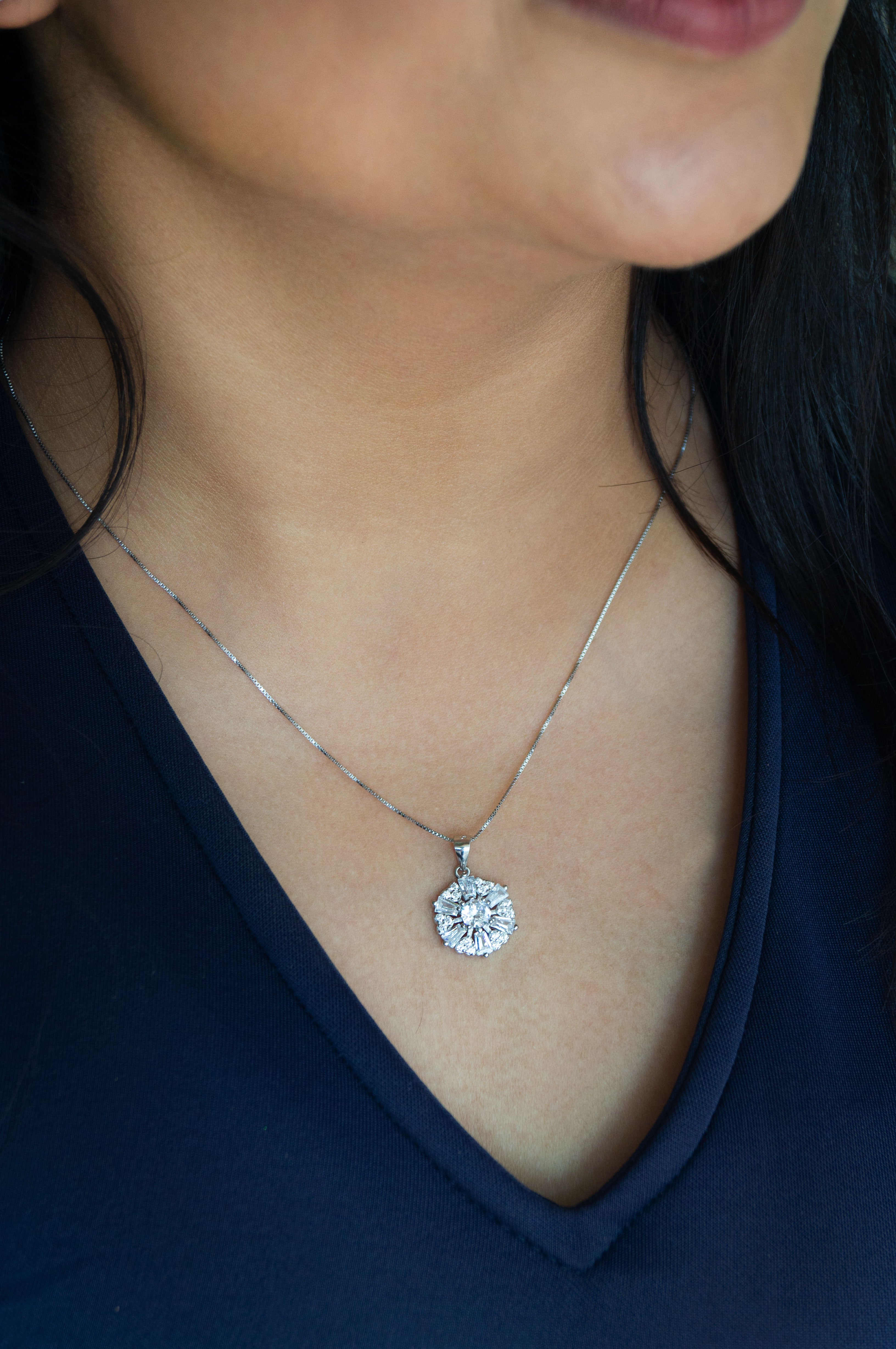 Pretty Diamond Pendant! | Gold jewelry fashion, Fashion necklace, Fashion  jewelry